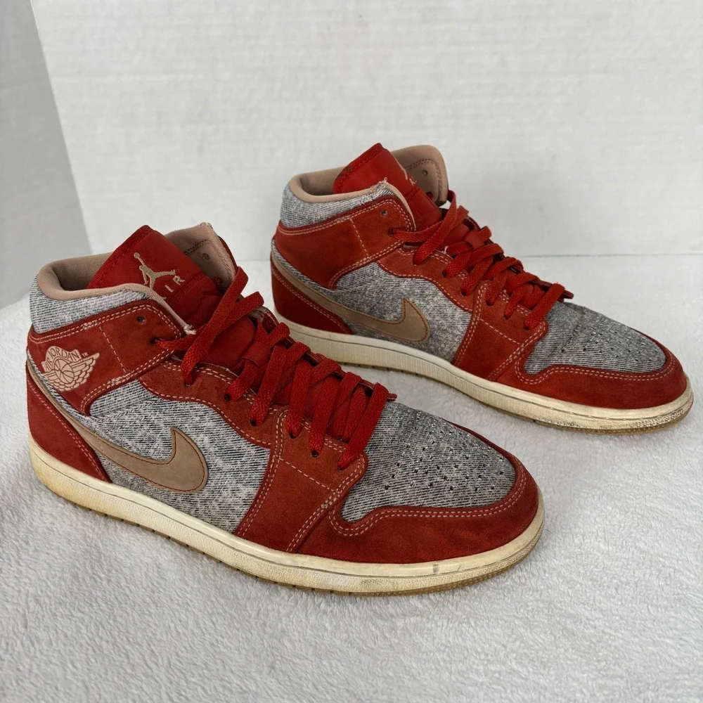 Nike Air Jordan 1 Mid SE Men's Size 10 US DM4352-600 Denim Red‎ Cinnabar Hemp